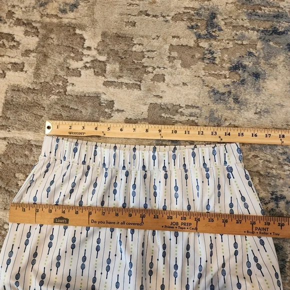 SanSoleil tennis racket/balls skort. Women's Size Large. White navy green. - Picture 15 of 16